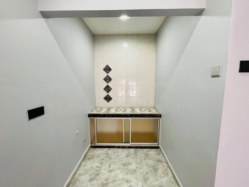 2-storey Terraced House for Sale in Taman Puchong Intan (Puchong) - Nik Hazizullah - PropertyGuru.com.my