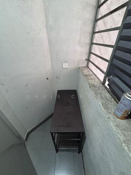 Kediaman Servis untuk Disewa di M3 Residency - Chris Choo - Balcony - PropertyGuru.com.my