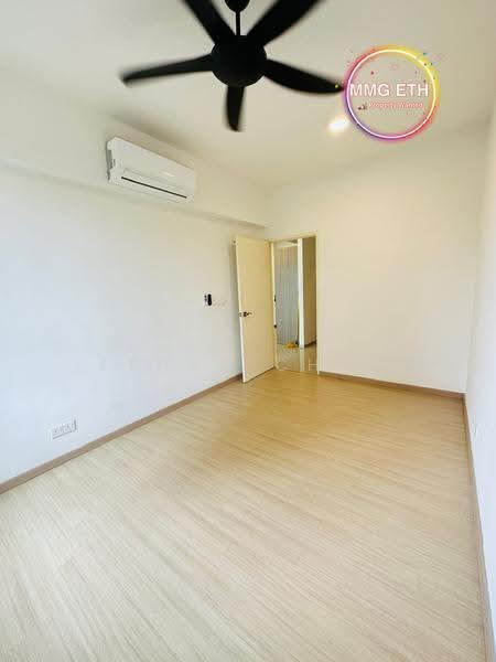 Kediaman Servis untuk Dijual di Gravit8, Klang - Ethan Chua - Bedroom - PropertyGuru.com.my