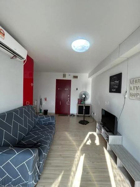 Service Residence for Rent at Halo Sunday @ Empire City - Derrick Lim - Living Room - PropertyGuru.com.my