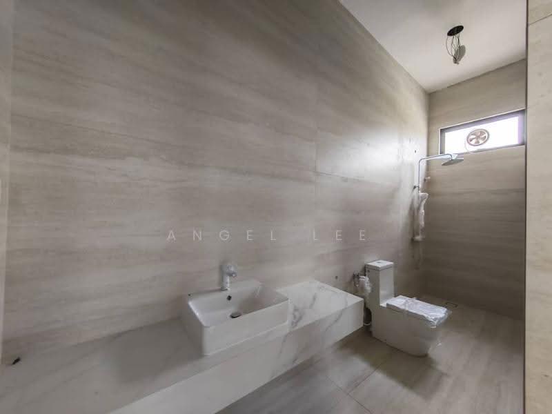 Rumah Banglo untuk Dijual di Taman Ponderosa (Johor Bahru) - Angel Lee - Bathroom - PropertyGuru.com.my