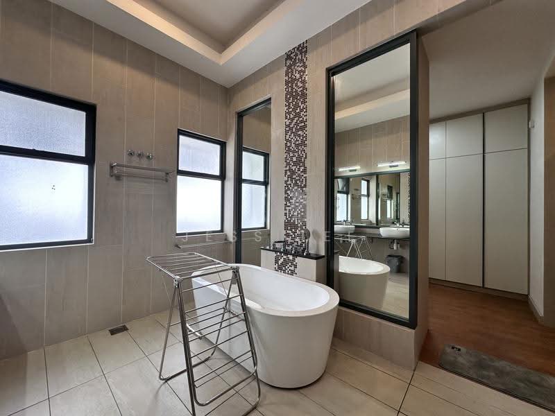 Link Bungalow for Sale in Setia Alam (Selangor) - Jess Tee - Bathroom - PropertyGuru.com.my