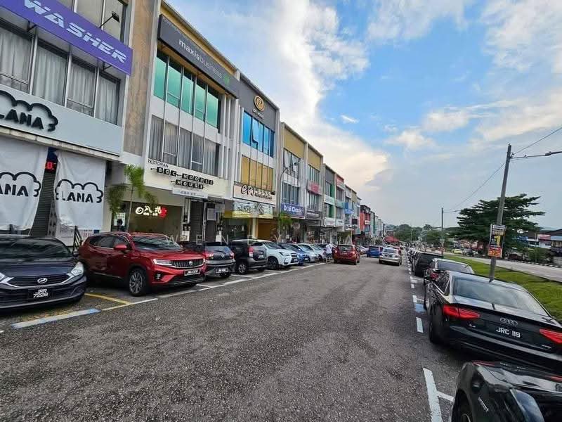 Shop / Office for Rent in Taman Ungku Tun Aminah (Skudai) - Wendy Tay - Exterior - PropertyGuru.com.my