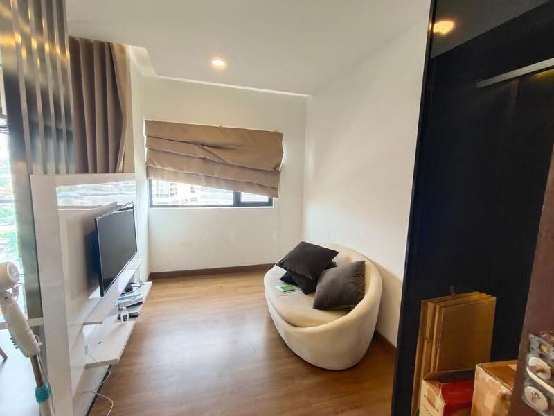 Kediaman Servis untuk Dijual di Symphony Tower (Menara Simfoni) - Max Chua - Living Room - PropertyGuru.com.my