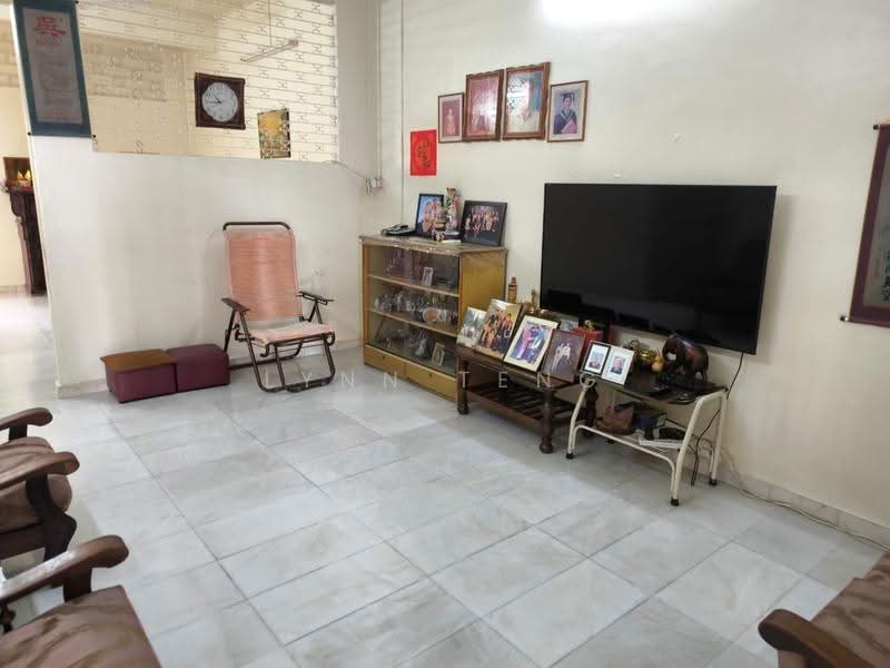 Rumah Teres 1-Tingkat untuk Dijual di Ayer Itam (Penang) - Lynn Teng - Living Room - PropertyGuru.com.my