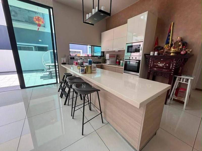 Bungalow House for Sale in Masai (Johor) - Yvonne Chong - Kitchen - PropertyGuru.com.my
