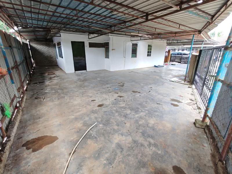 Rumah Teres 1-Tingkat untuk Dijual di Taman Sinar Mentari (Bedong) - Wong Chun Yian - Exterior - PropertyGuru.com.my