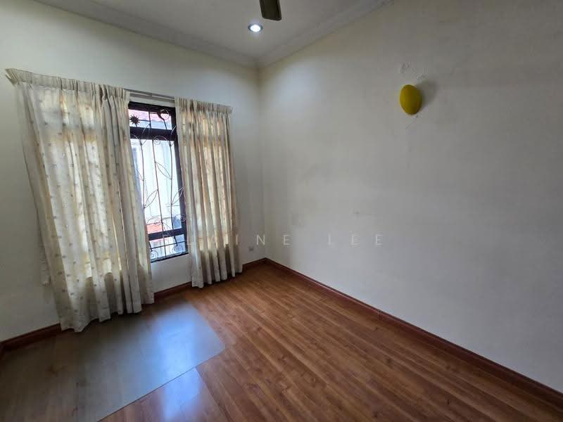 Semi-Detached House for Sale in Taman Yarl (Jalan Klang Lama (Old Klang Road)) - Elaine Lee - Interior - PropertyGuru.com.my