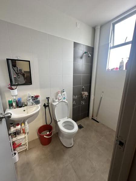 Terraced House for Sale in Batu Gajah (Perak) - Mohamad Irwan - Bathroom - PropertyGuru.com.my