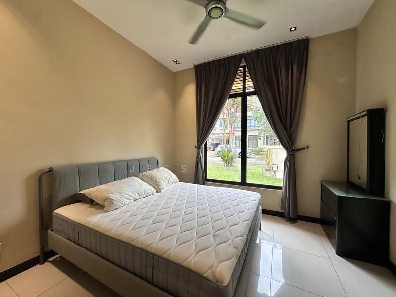 Bungalow House for Rent in Setia Eco Park (Setia Alam) - Jess Tee - Bedroom - PropertyGuru.com.my