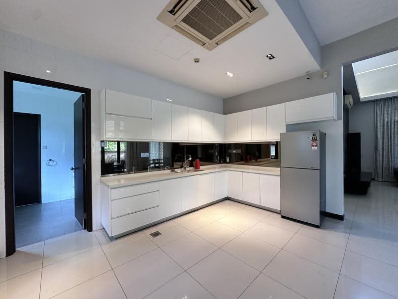 Bungalow House for Rent in Setia Eco Park (Setia Alam) - Jess Tee - Kitchen - PropertyGuru.com.my