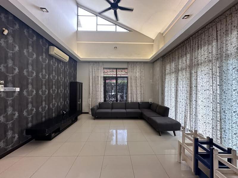 Bungalow House for Rent in Setia Eco Park (Setia Alam) - Jess Tee - Living Room - PropertyGuru.com.my