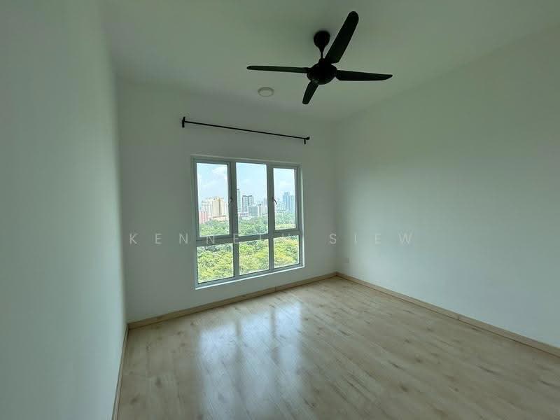 Kondominium untuk Disewa di The Holmes 1 - Kenneth Siew - View - PropertyGuru.com.my