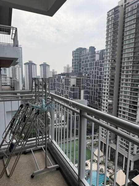 Kondominium untuk Dijual di Ceriaan Kiara - Nicson Wan - Balcony - PropertyGuru.com.my