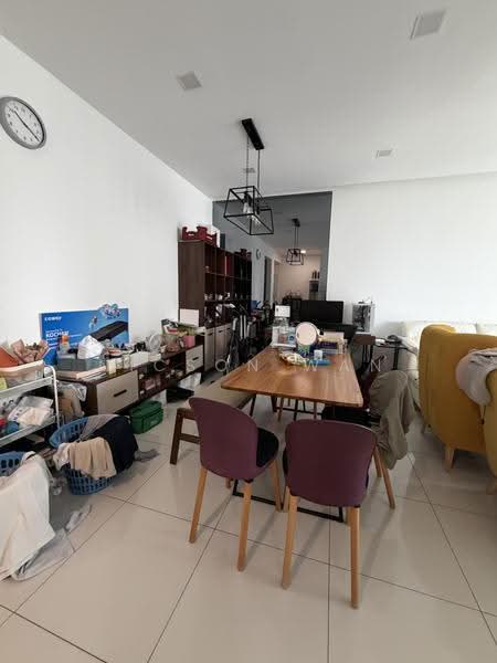 Kondominium untuk Dijual di Ceriaan Kiara - Nicson Wan - Living Room - PropertyGuru.com.my
