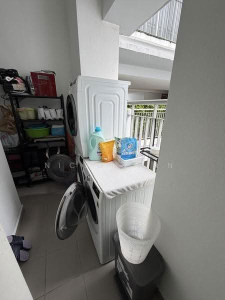 Kondominium untuk Dijual di Ceriaan Kiara - Nicson Wan - Balcony - PropertyGuru.com.my