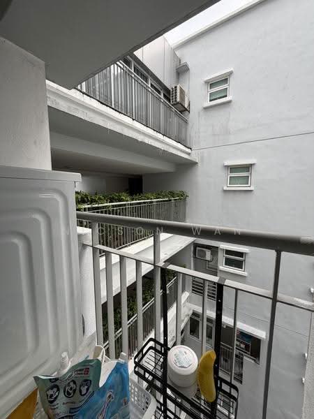 Kondominium untuk Dijual di Ceriaan Kiara - Nicson Wan - Balcony - PropertyGuru.com.my