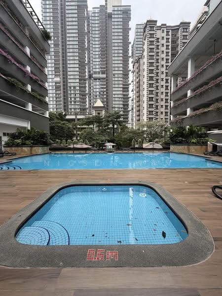 Kondominium untuk Dijual di Ceriaan Kiara - Nicson Wan - Pool - PropertyGuru.com.my