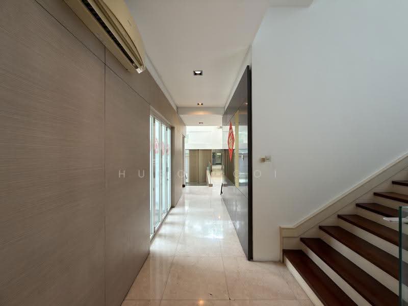 Bungalow House for Rent in Damansara Heights (Kuala Lumpur) - Hugo Gooi - Corridor - PropertyGuru.com.my