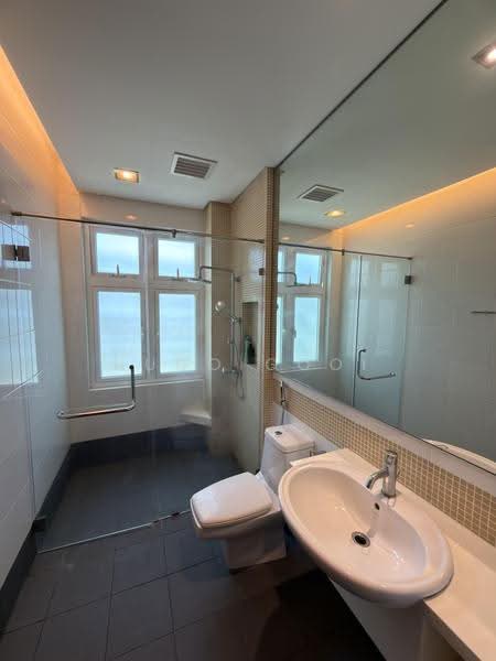 Bungalow House for Rent in Damansara Heights (Kuala Lumpur) - Hugo Gooi - Bathroom - PropertyGuru.com.my
