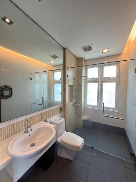 Bungalow House for Rent in Damansara Heights (Kuala Lumpur) - Hugo Gooi - Bathroom - PropertyGuru.com.my