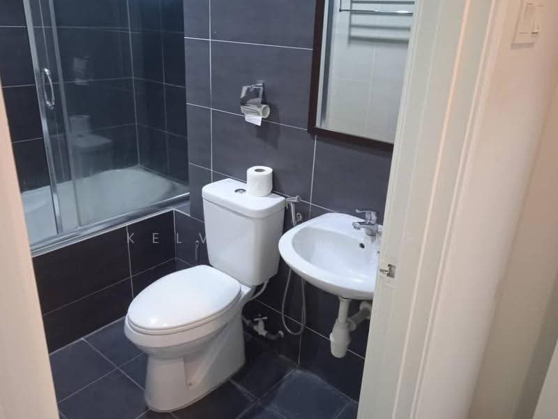 Condominium for Rent at Kinta Riverfront Hotel & Suites - Kelvin Chong - Bathroom - PropertyGuru.com.my
