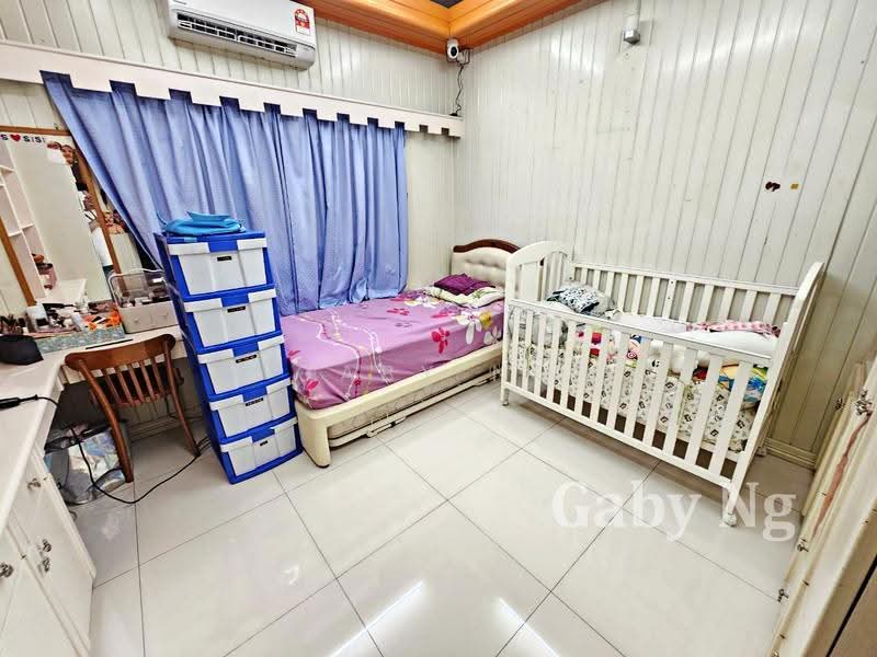 Rumah Banglo untuk Dijual di Country Heights (Kajang) - Gaby Ng - Bedroom - PropertyGuru.com.my