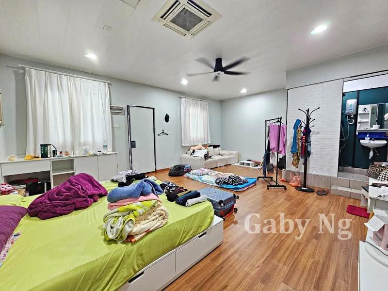 Rumah Banglo untuk Dijual di Country Heights (Kajang) - Gaby Ng - Bedroom - PropertyGuru.com.my