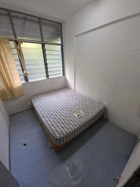 Flat for Sale at Taman Terubong Indah (Majestic Heights) - Kayson Loh - Bedroom - PropertyGuru.com.my