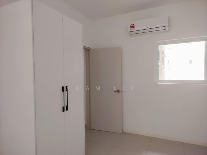 Apartment for Sale at Nadayu 801 - Adam Lee - Bedroom - PropertyGuru.com.my