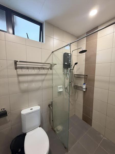 Apartment for Rent at Pangsapuri Peringgit Permai - Mario Seet - Bathroom - PropertyGuru.com.my