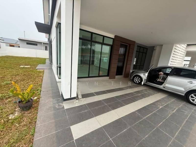 Semi-Detached House for Sale in Bandar Putra Kulai (Kulai) - Caryn Ter - Exterior - PropertyGuru.com.my