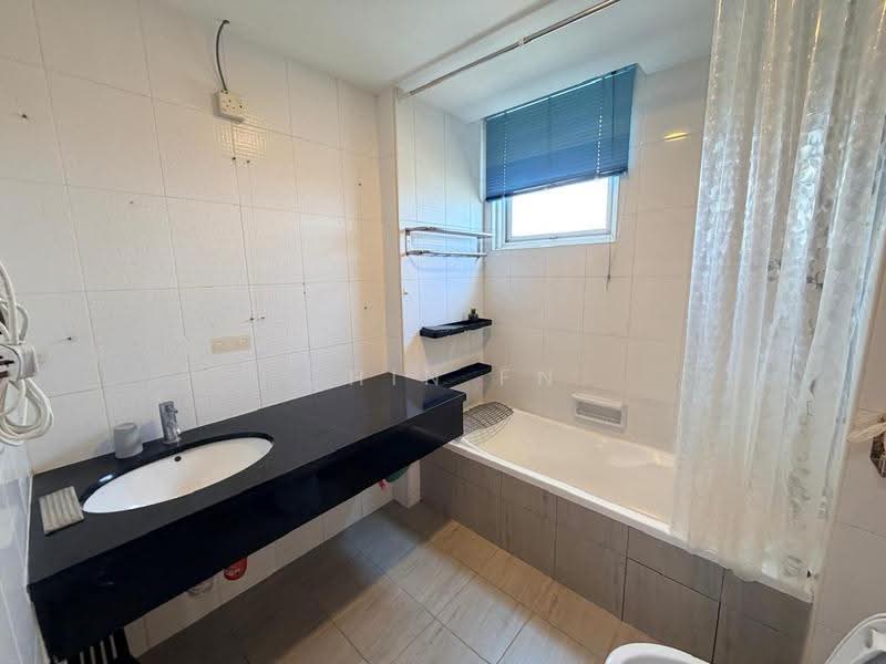 Kondominium untuk Dijual di Klebang 8 - CHIN FN - PropertyGuru.com.my