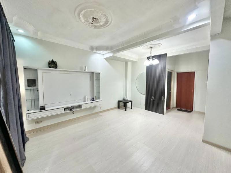 Rumah Teres 2-Tingkat untuk Dijual di Bukit Sentosa (Rawang) - Zann Fauzan - Living Room - PropertyGuru.com.my