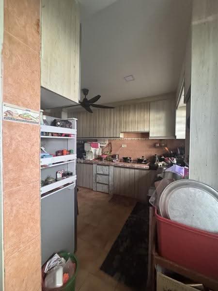 Rumah Teres 2-Tingkat untuk Dijual di Bukit Sentosa (Rawang) - Zann Fauzan - Kitchen - PropertyGuru.com.my