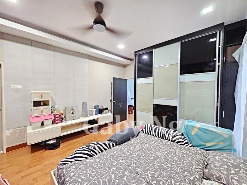 Rumah Berkembar untuk Dijual di Batu 9 (Cheras) - Gaby Ng - Bedroom - PropertyGuru.com.my
