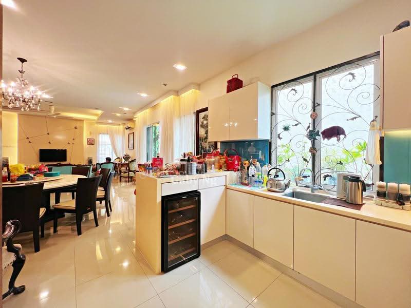 Bungalow House for Sale in Batu 9 (Cheras) - Gaby Ng - Kitchen - PropertyGuru.com.my