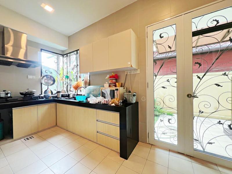 Bungalow House for Sale in Batu 9 (Cheras) - Gaby Ng - Kitchen - PropertyGuru.com.my