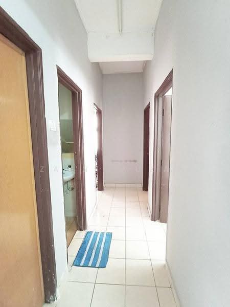 Pangsapuri untuk Dijual di Sri Kejora - Zann Fauzan - Corridor - PropertyGuru.com.my