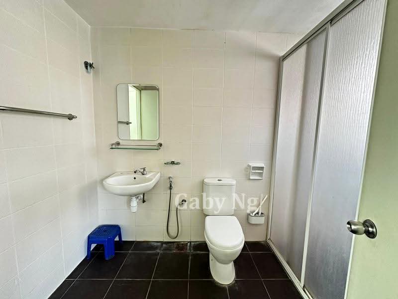2.5-storey Terraced House for Sale in Taman Oasis (Cheras) - Gaby Ng - Bathroom - PropertyGuru.com.my