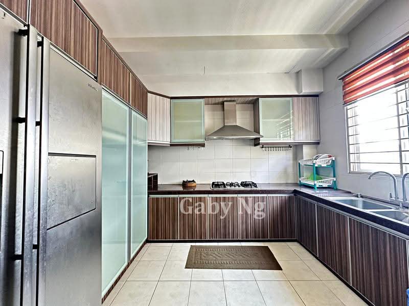 2.5-storey Terraced House for Sale in Taman Oasis (Cheras) - Gaby Ng - Kitchen - PropertyGuru.com.my