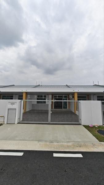 Rumah Teres 1-Tingkat untuk Dijual di Bandar Putra Kulai (Kulai) - Sherlin To - Exterior - PropertyGuru.com.my