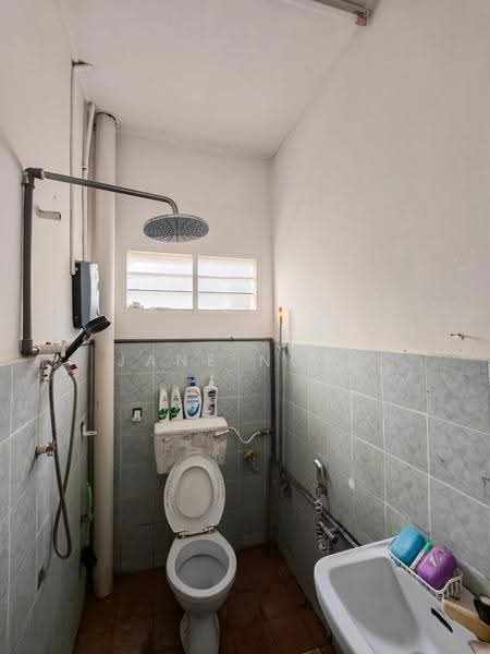 Rumah Teres 2-Tingkat untuk Dijual di Kota Masai (Pasir Gudang) - Jane Ngoi - Bathroom - PropertyGuru.com.my