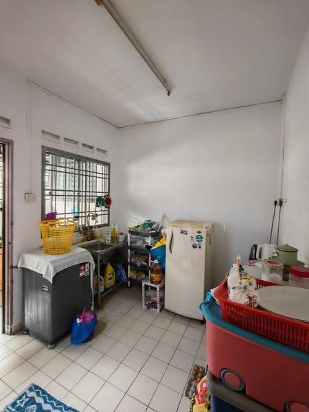 Rumah Teres 2-Tingkat untuk Dijual di Kota Masai (Pasir Gudang) - Jane Ngoi - Kitchen - PropertyGuru.com.my