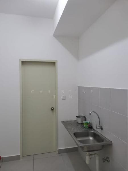 Kediaman Servis untuk Dijual di 168 Park Residensi Selayang - Christine Tan - PropertyGuru.com.my