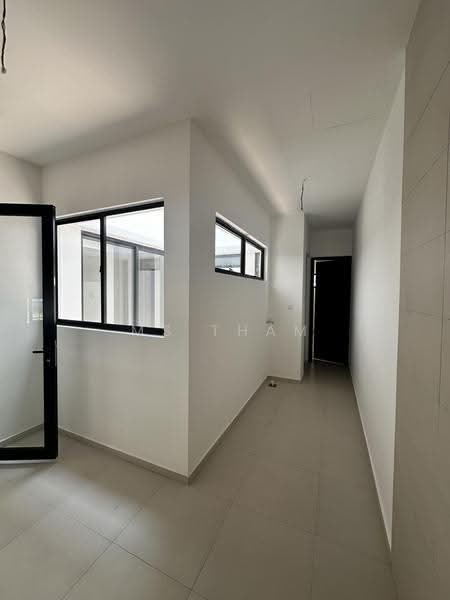 2.5-storey Terraced House for Sale in Senibong (Permas Jaya) - Ms Tham - Interior - PropertyGuru.com.my