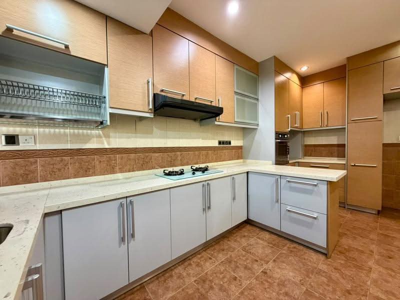 Rumah Teres 2-Tingkat untuk Dijual di Bandar Sri Damansara (Selangor) - CH Ng - Kitchen - PropertyGuru.com.my