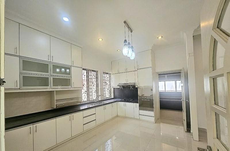 Bungalow House for Sale in Bangi (Selangor) - Akmal Zakaria - PropertyGuru.com.my
