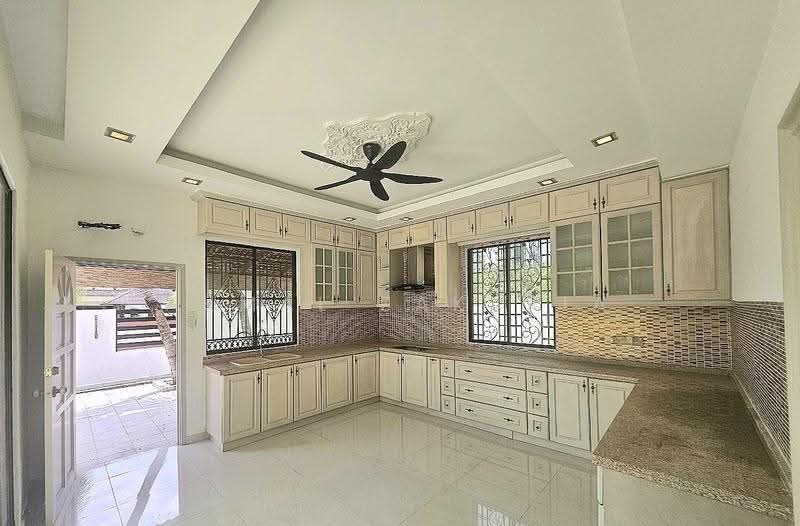 Bungalow House for Sale in Bangi (Selangor) - Akmal Zakaria - PropertyGuru.com.my