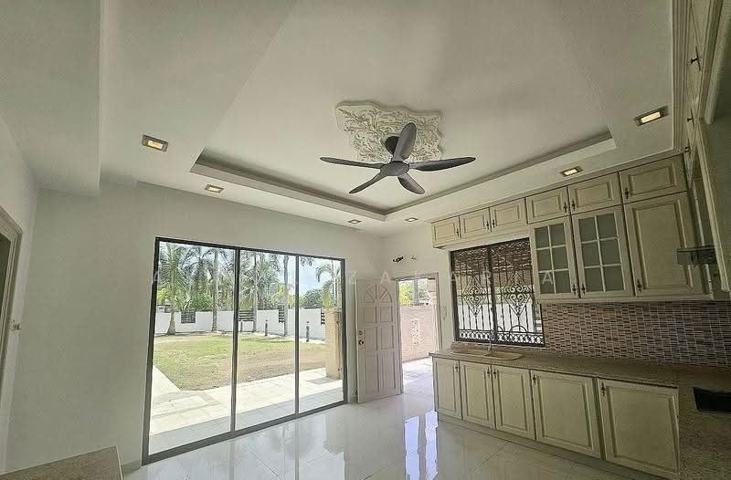 Bungalow House for Sale in Bangi (Selangor) - Akmal Zakaria - PropertyGuru.com.my